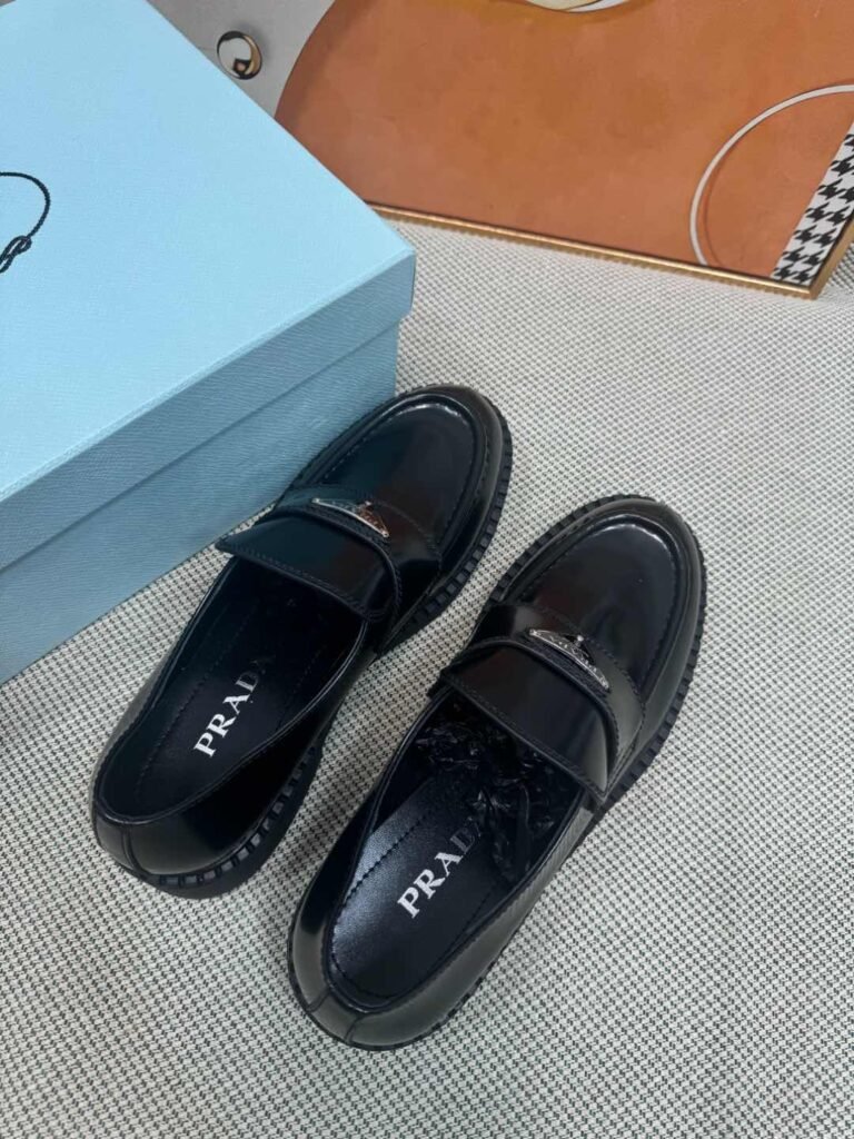 Prada Unisex Loafers detail image 1