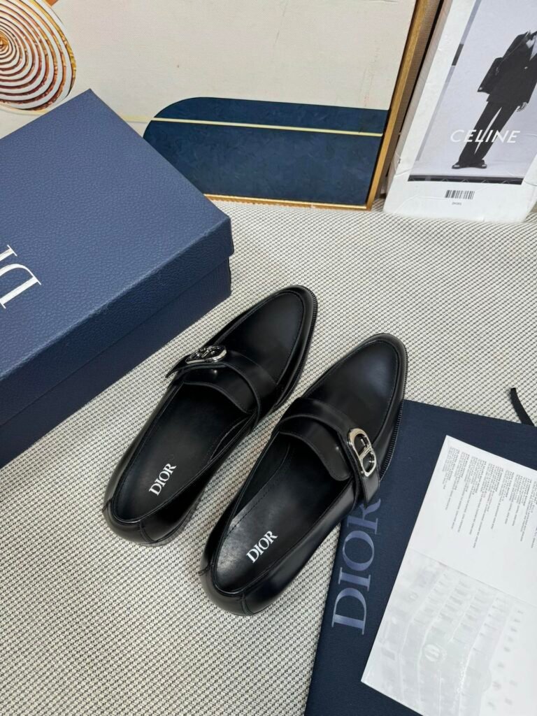 Dior Men's Leather Dress Shoes detail image 1