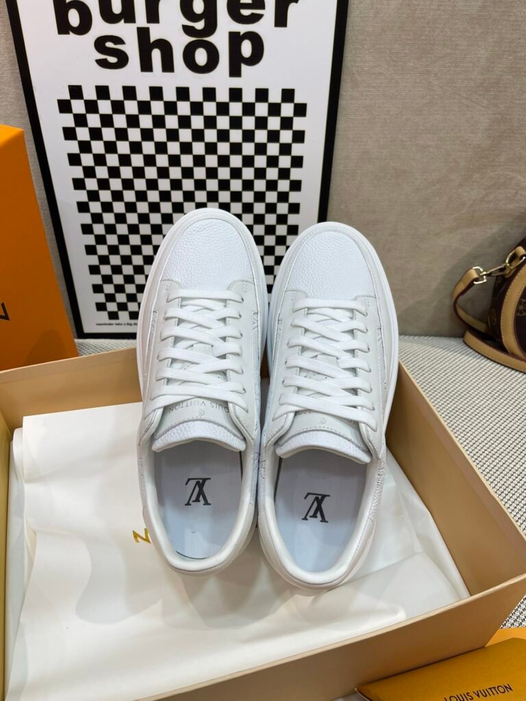 Louis Vuitton Men's White Low-Top Sneakers detail image 1