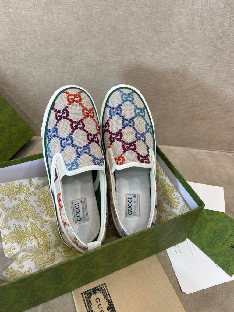 Gucci Unisex High-Top Sneakers detail 1
