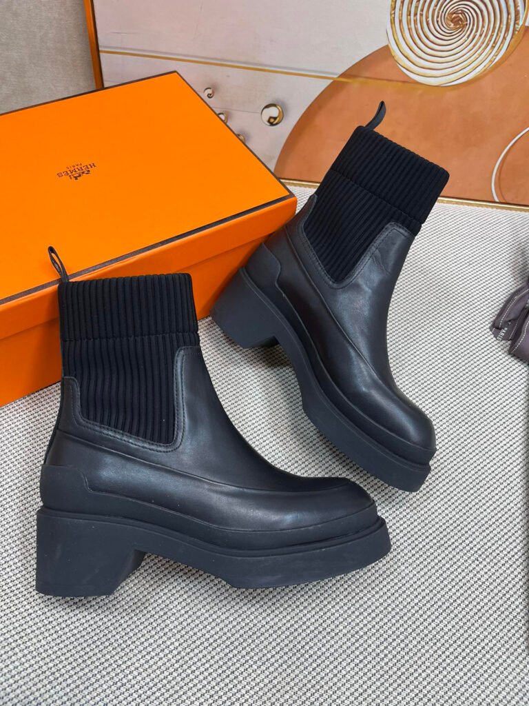 Hermès Unisex Boots detail 1