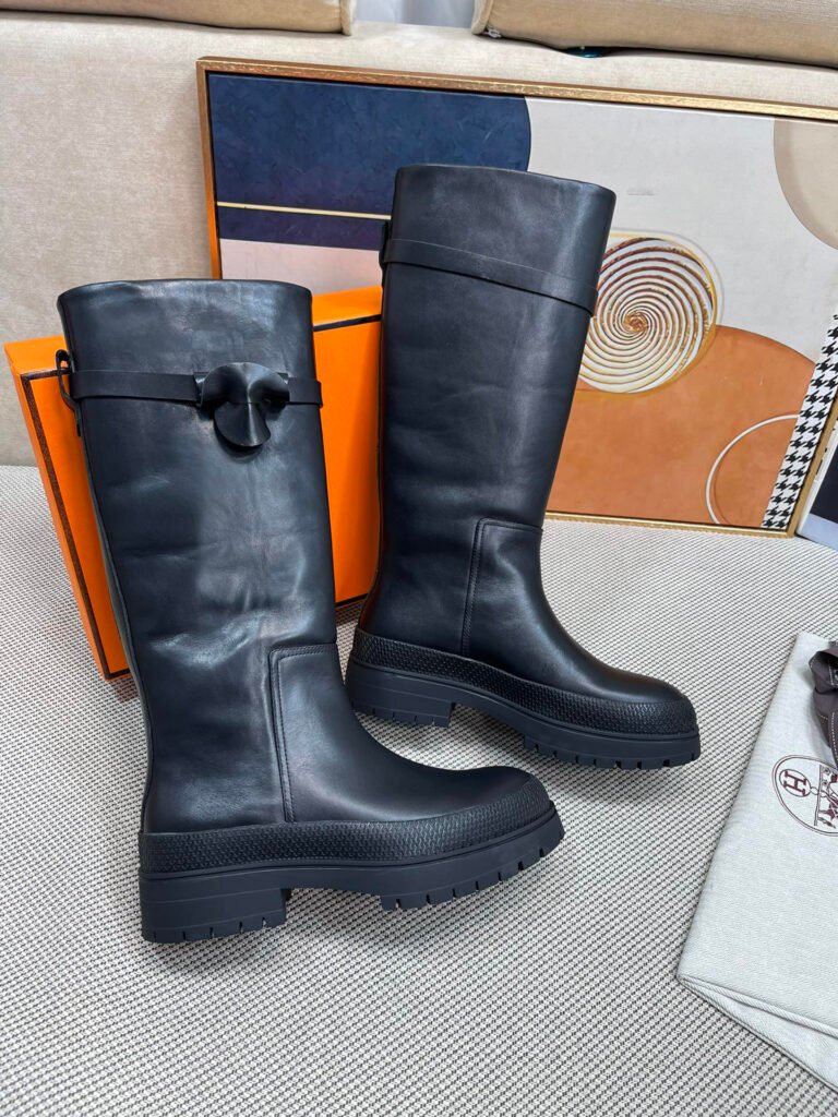 Hermès Unisex Boots detail 1