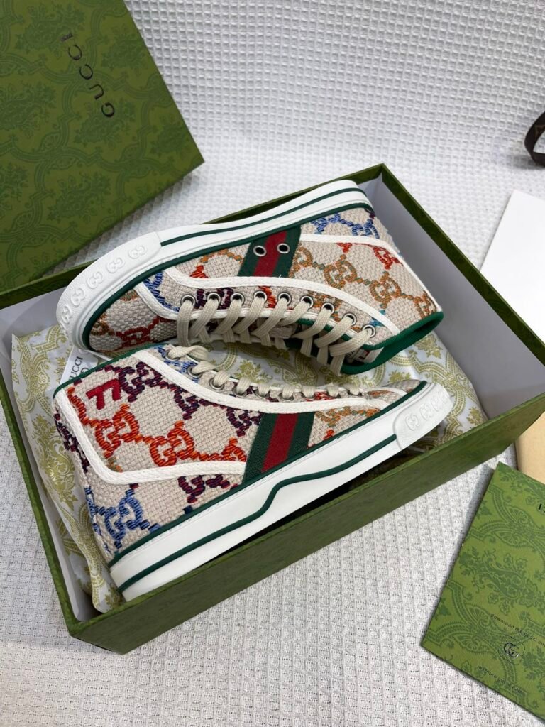 Gucci Unisex High-Top Sneakers detail 1