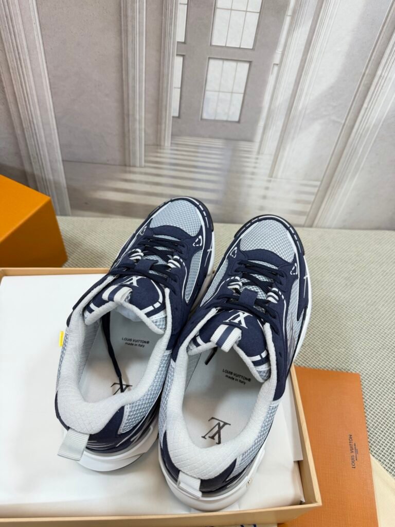 Louis Vuitton Unisex Athletic Sneakers detail 1