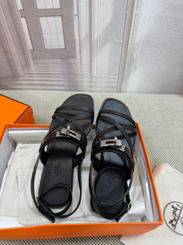 Hermès Unisex Slides detail 1