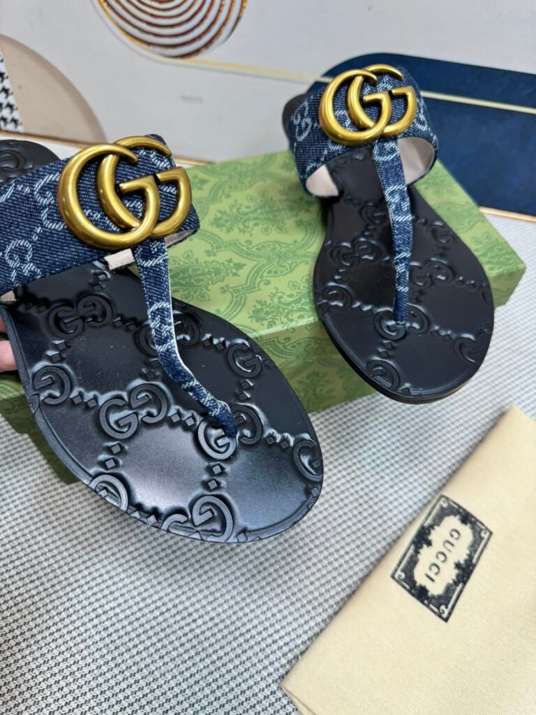 Gucci Unisex Slides detail 1