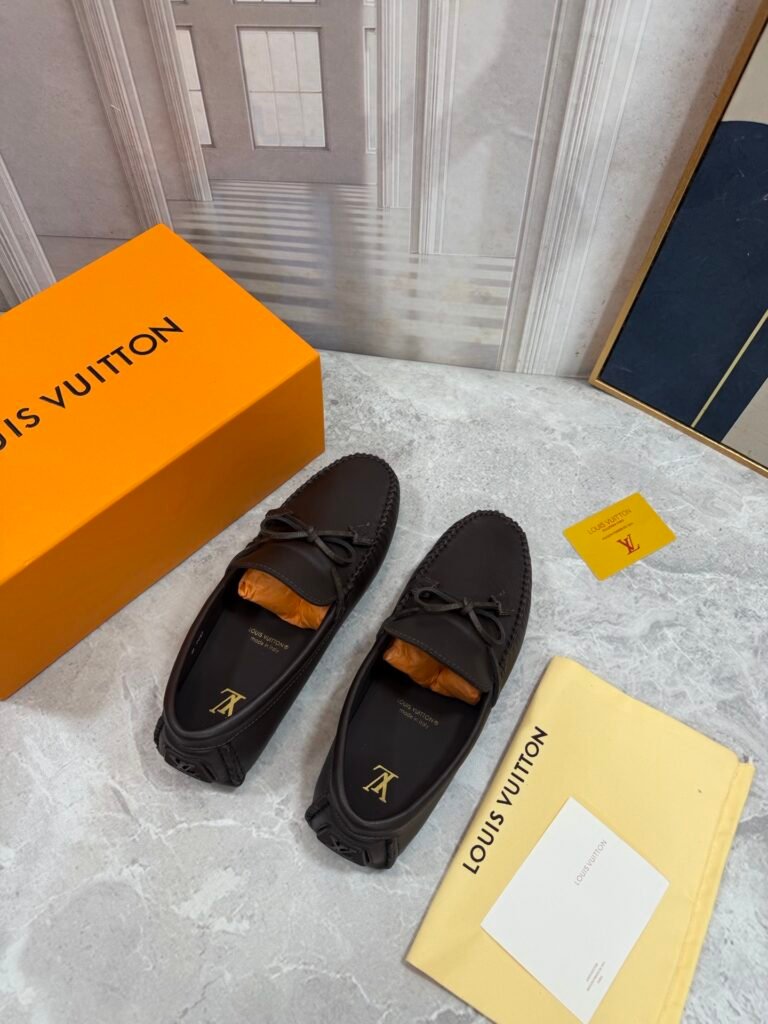 Louis Vuitton Unisex Driving Loafers detail 1