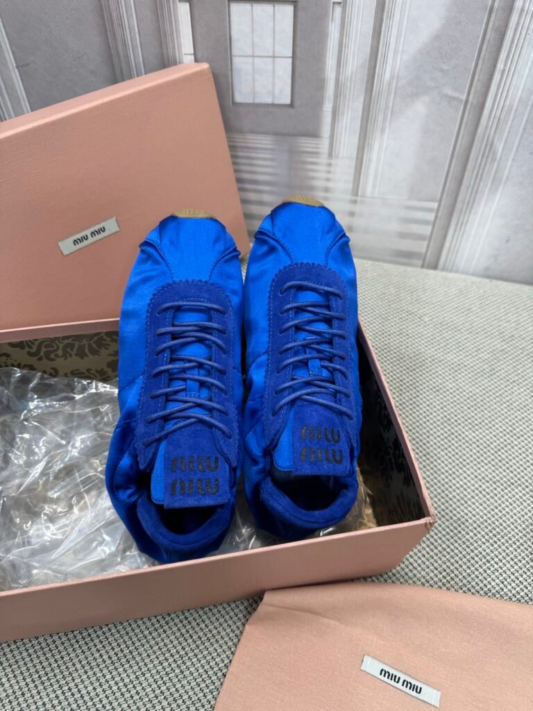 Miu Miu Unisex Sneakers detail image 1