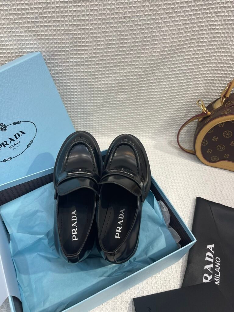 Prada Unisex Loafers detail 1