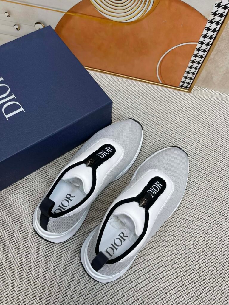 Dior Unisex Chunky Sneakers detail image 1