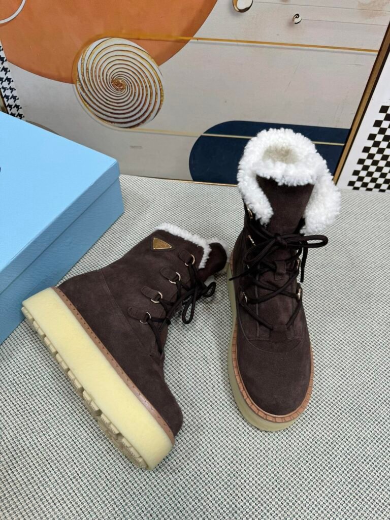 Prada Unisex Snow Boots detail 1