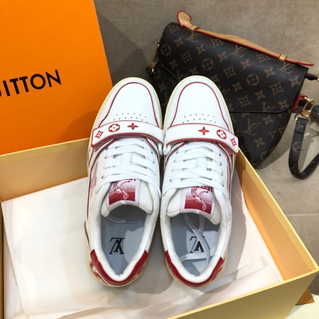 Louis Vuitton Unisex Basketball Sneakers detail 1