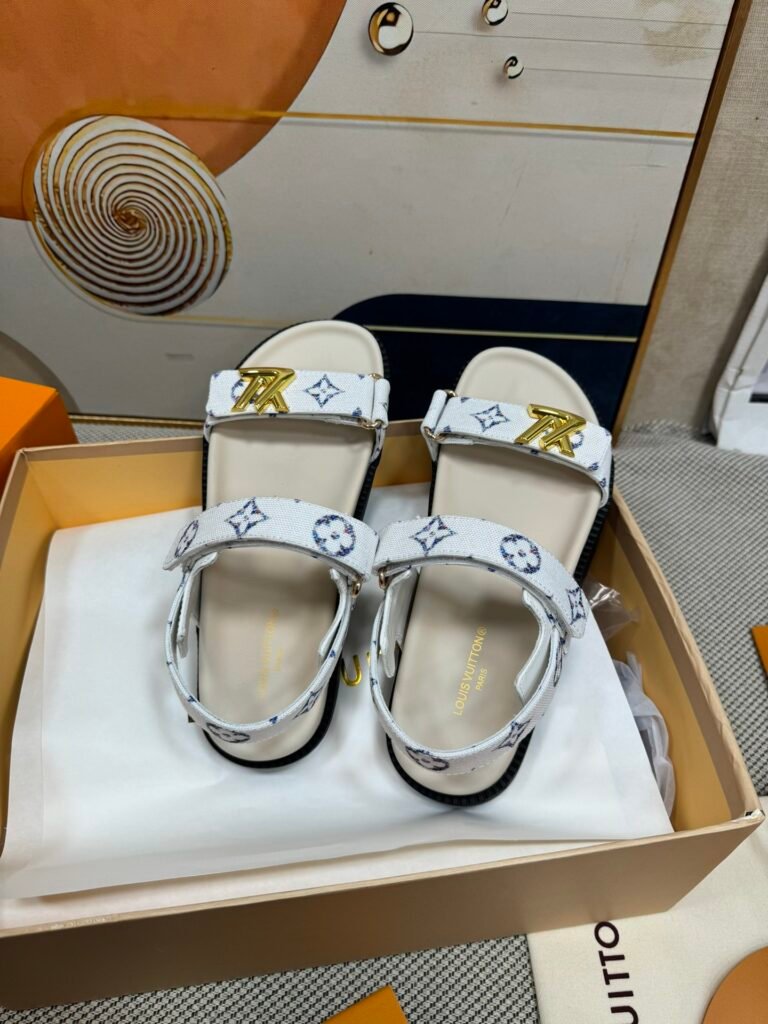 Louis Vuitton Unisex Sandals detail image 1