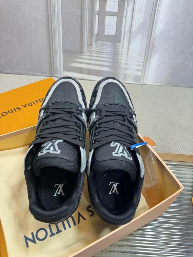 Louis Vuitton Unisex Basketball Sneakers detail 1