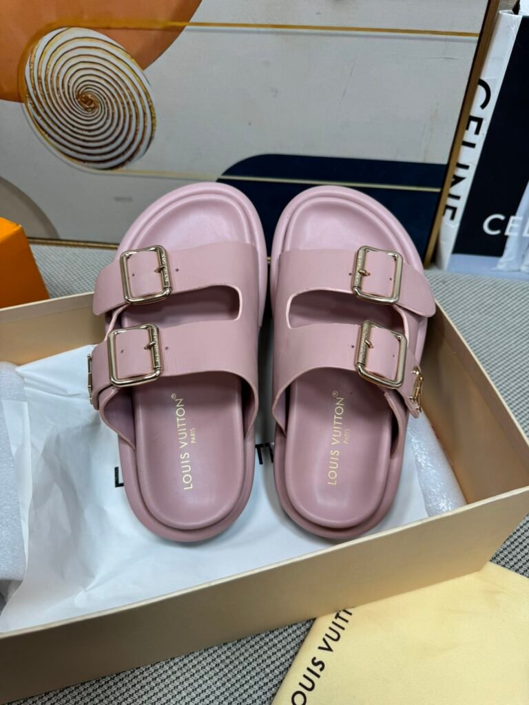 Louis Vuitton Unisex Slides detail image 1
