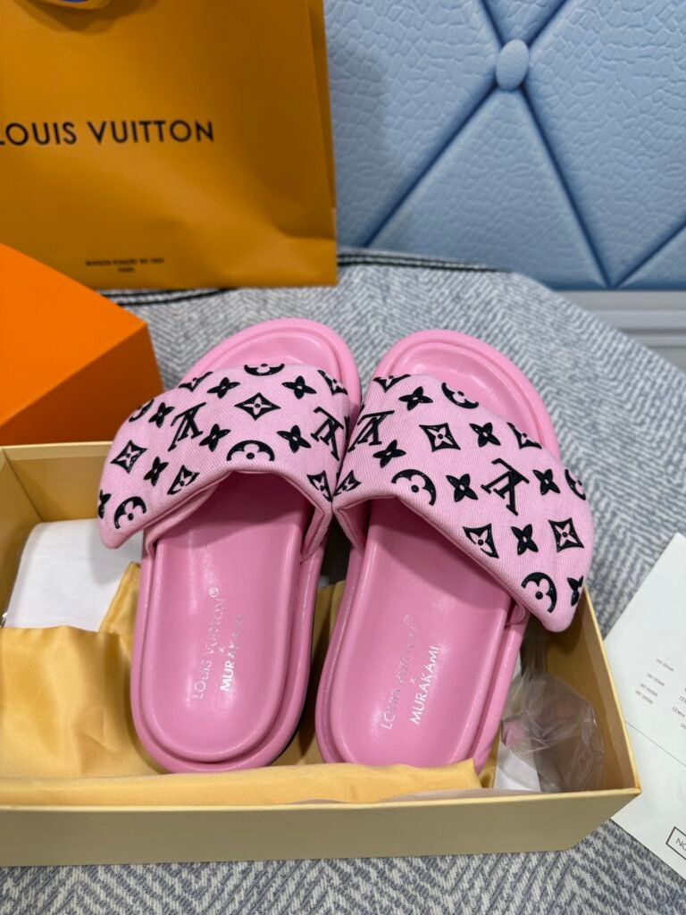 Louis Vuitton Women's Slides detail 1