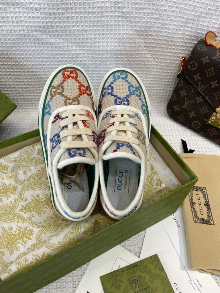 Gucci Unisex High-Top Sneakers detail 1