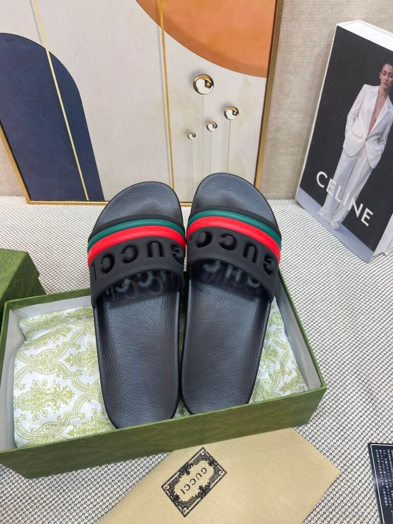 Gucci Unisex Low-Top Sneakers detail 1