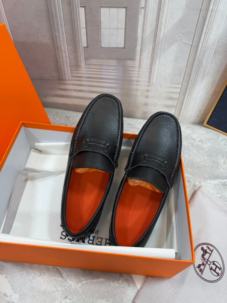 Hermès Men's Boots detail image 1