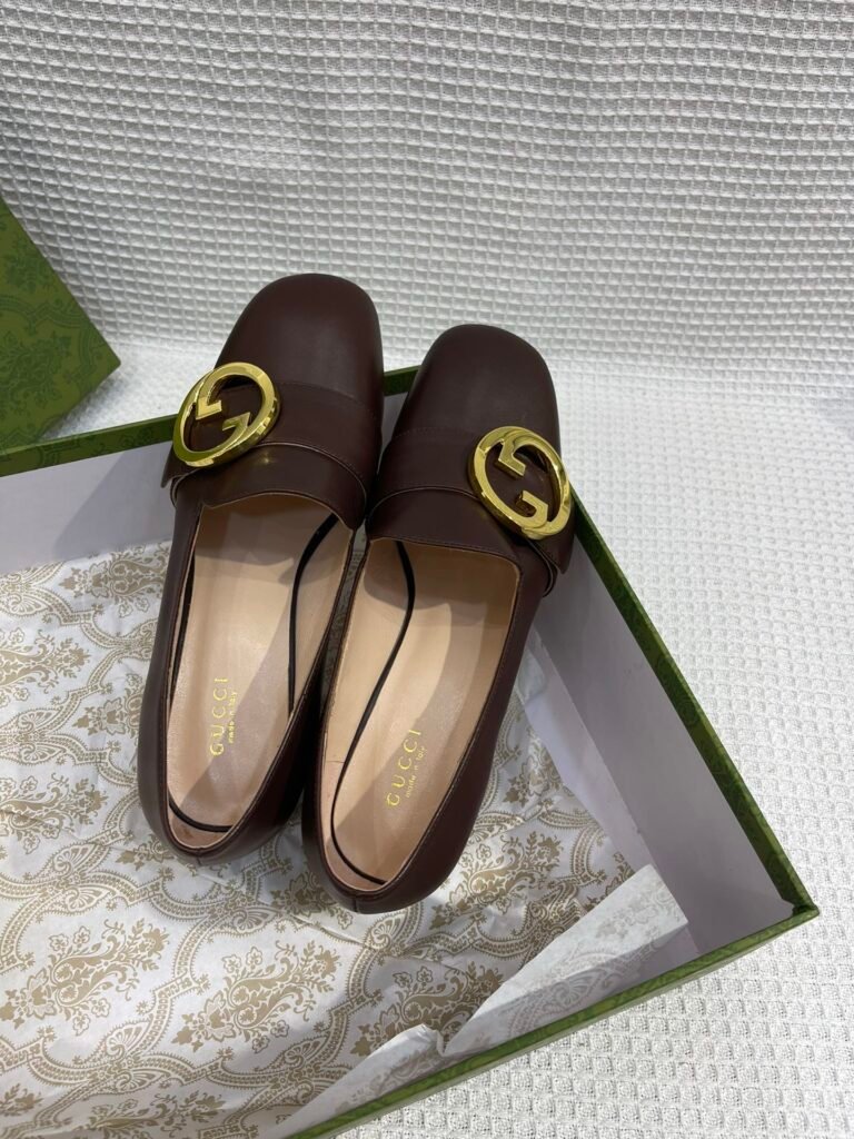 Gucci Unisex Leather-Sole Shoes detail 1