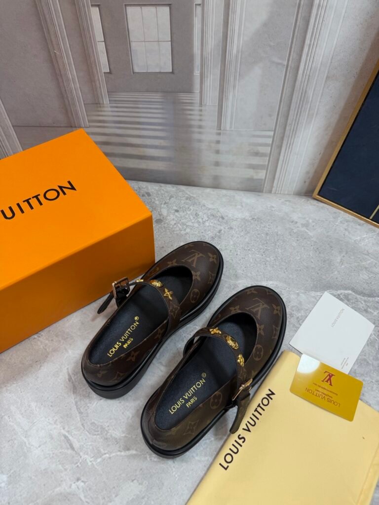 Louis Vuitton Men's Driving Loafers detail image 1