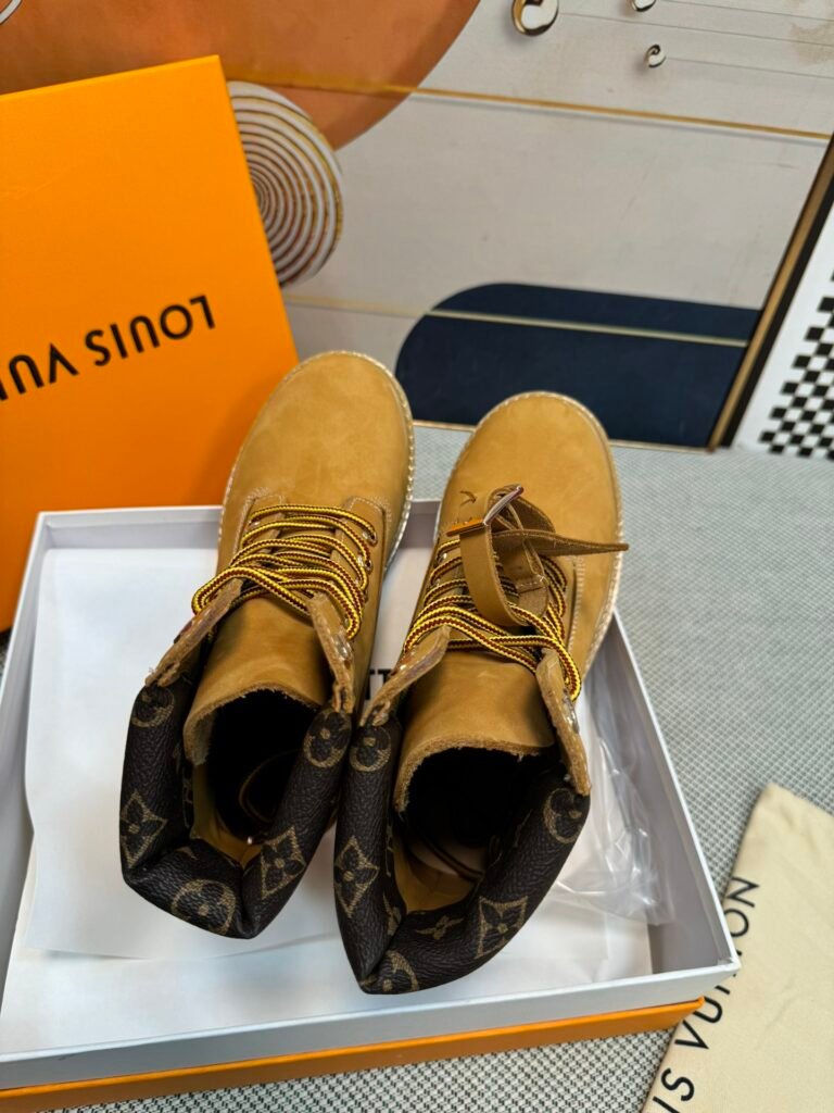 Louis Vuitton Unisex Boots detail image 1