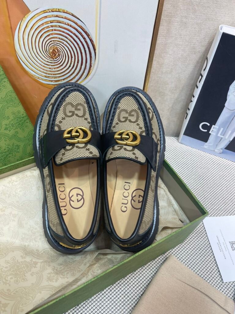 Gucci Unisex Loafers detail 1