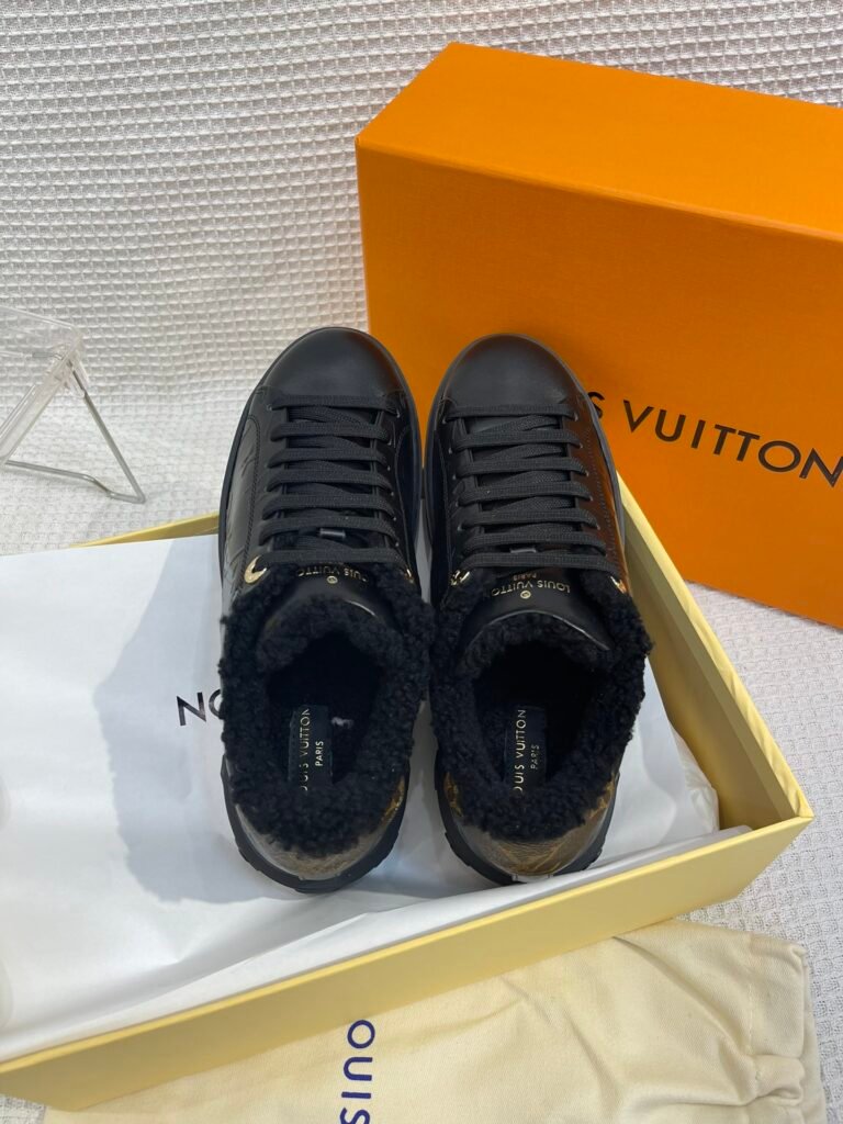 Louis Vuitton Women's Combat Boots detail image 1