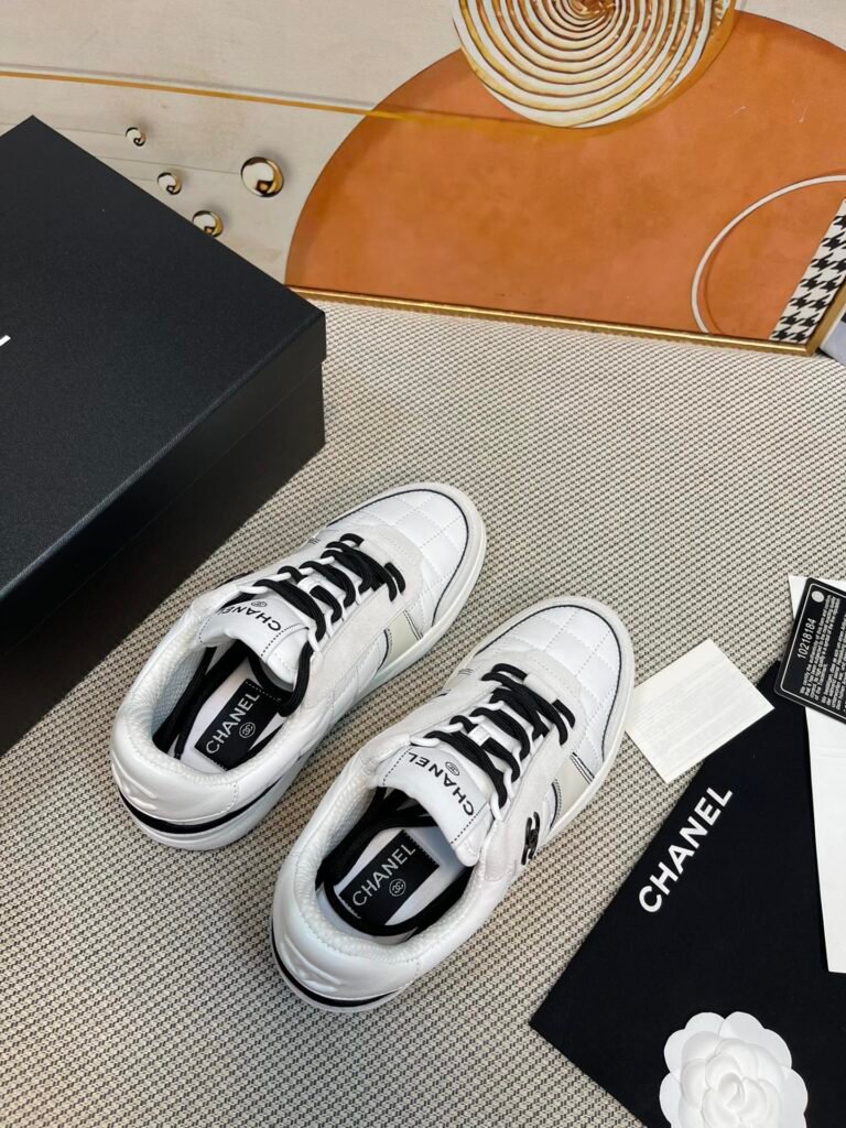 Chanel Women's Low-Top Sneakers detail 1