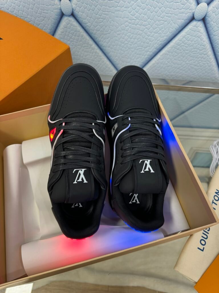 Louis Vuitton Men's High-Top Sneakers detail image 1