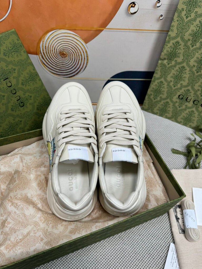 Gucci Unisex Chunky Sneakers detail 1