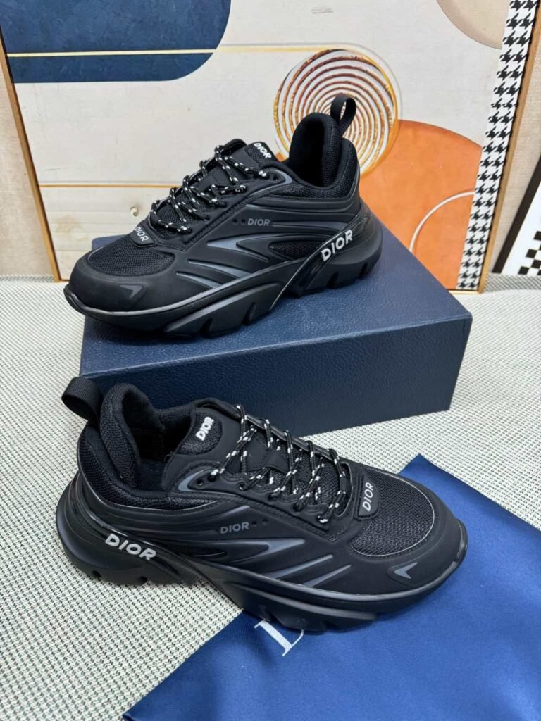 Dior Unisex Chunky Sneakers detail 2