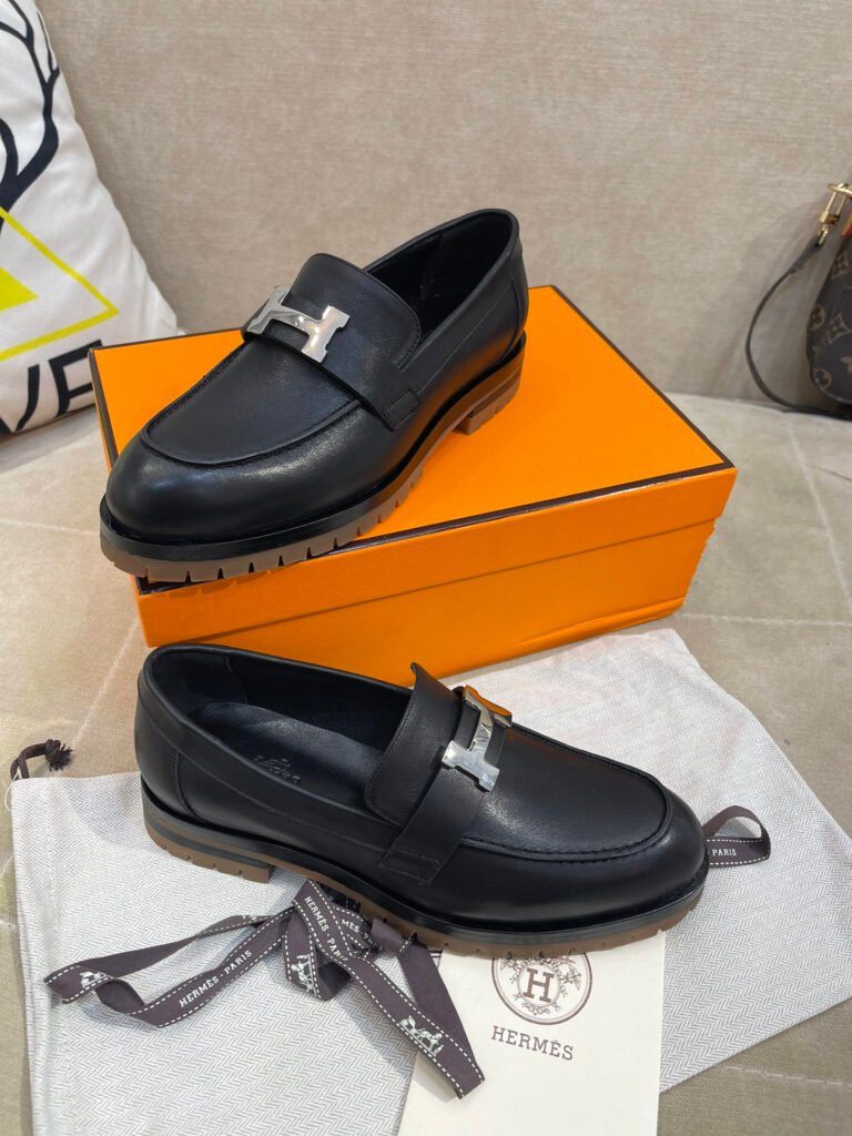 Hermès Unisex Loafers detail 2