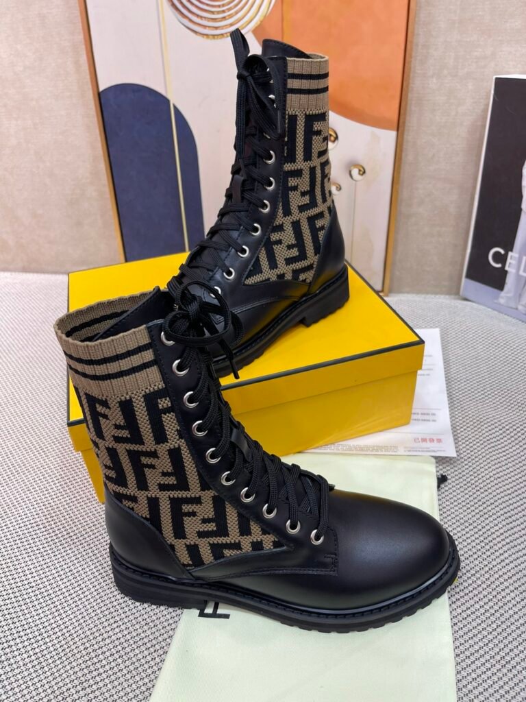 Fendi Unisex Boots detail image 2
