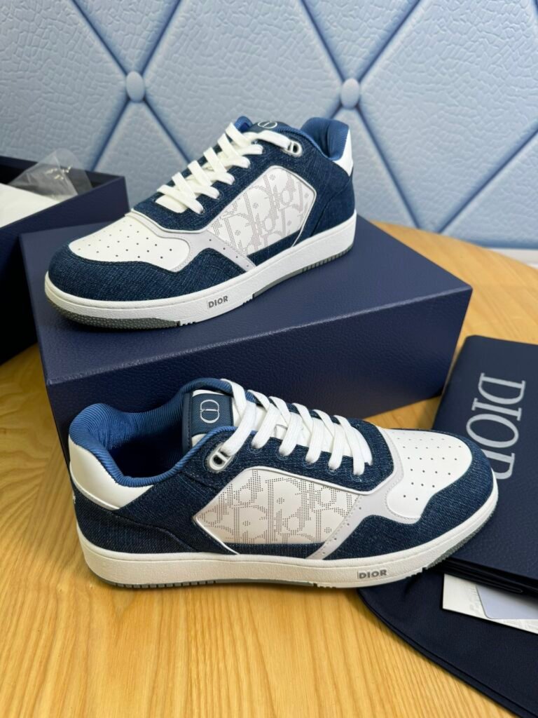 Dior Unisex Chunky Sneakers detail 2
