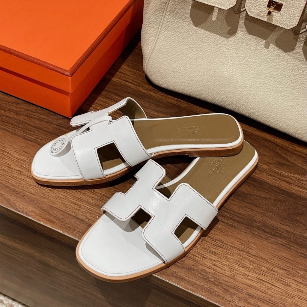 Hermès Unisex Slides detail 2