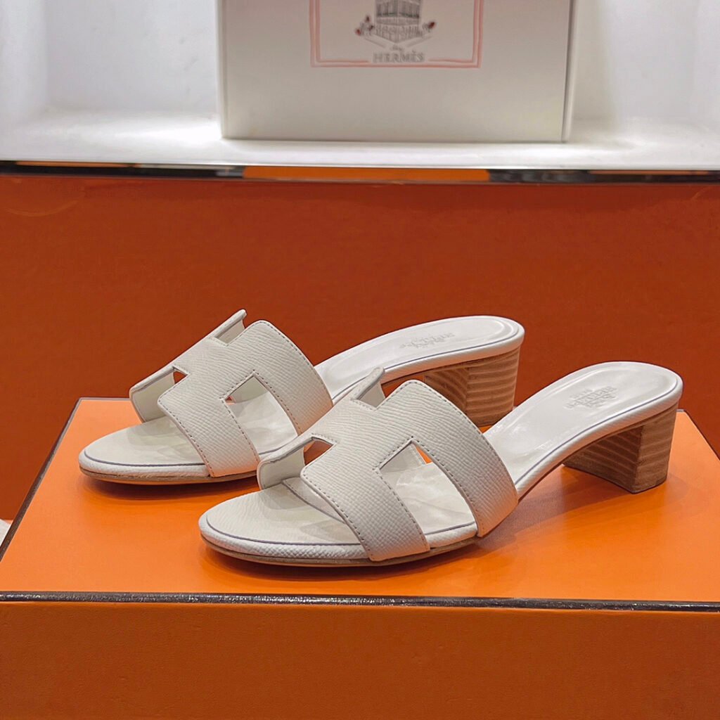 Hermès Unisex Slides detail 2