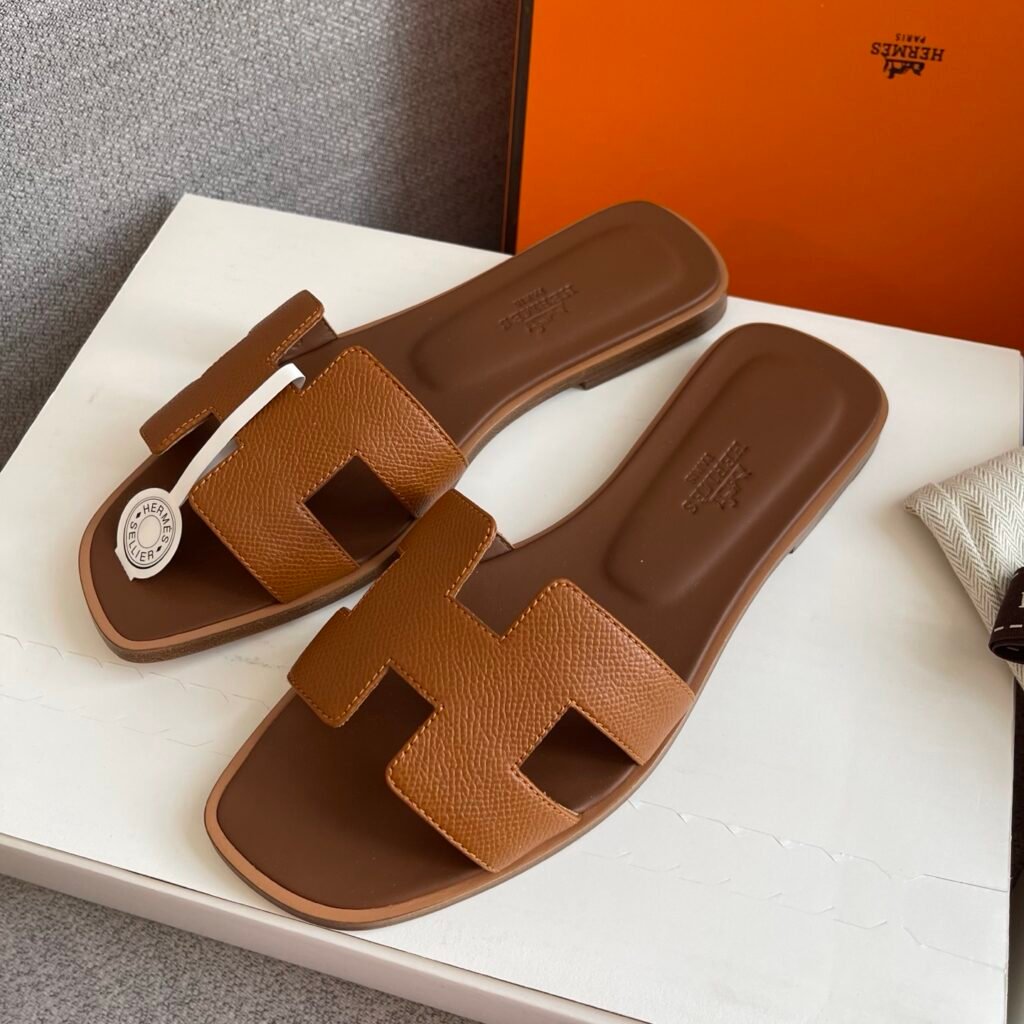 Hermès Unisex Slides detail 2