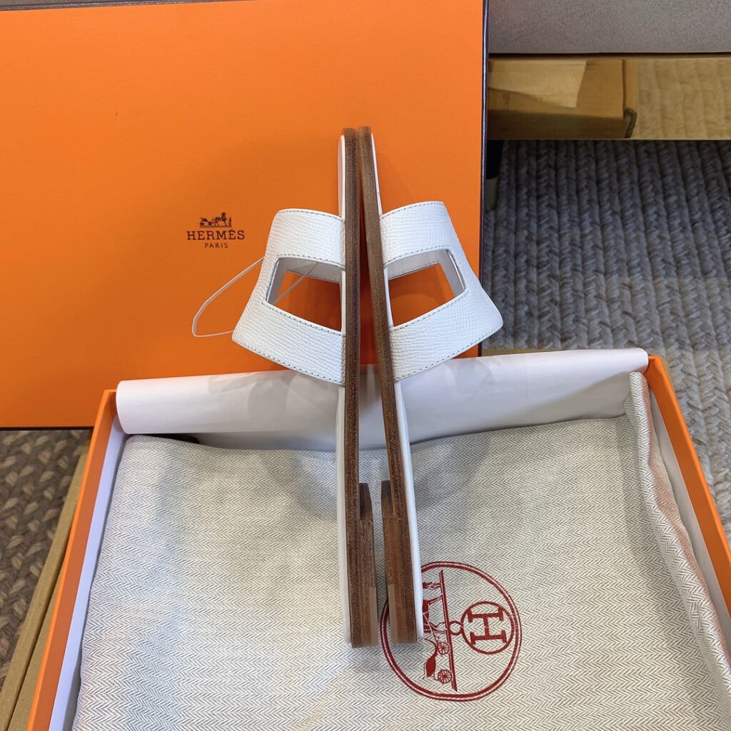 Hermès Unisex Slides detail 2