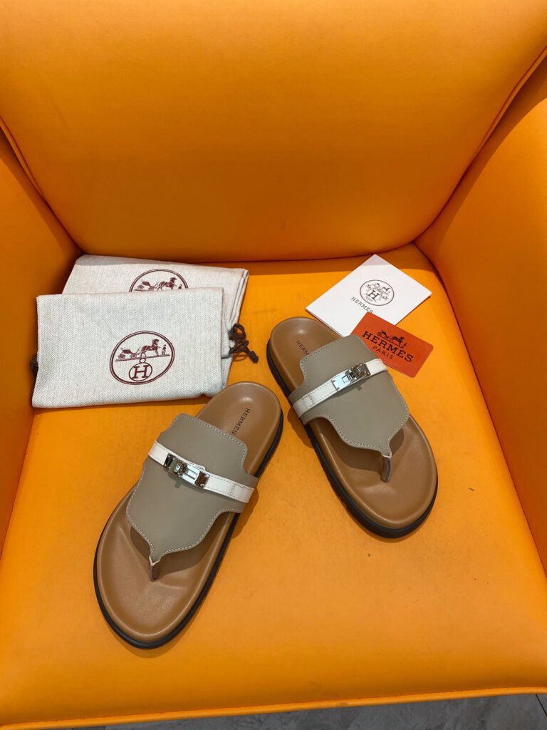 Hermès Unisex Slides detail 2