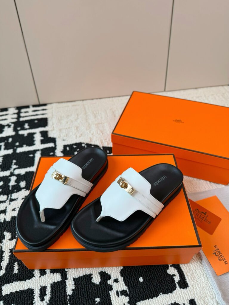 Hermès Unisex Slides detail 2
