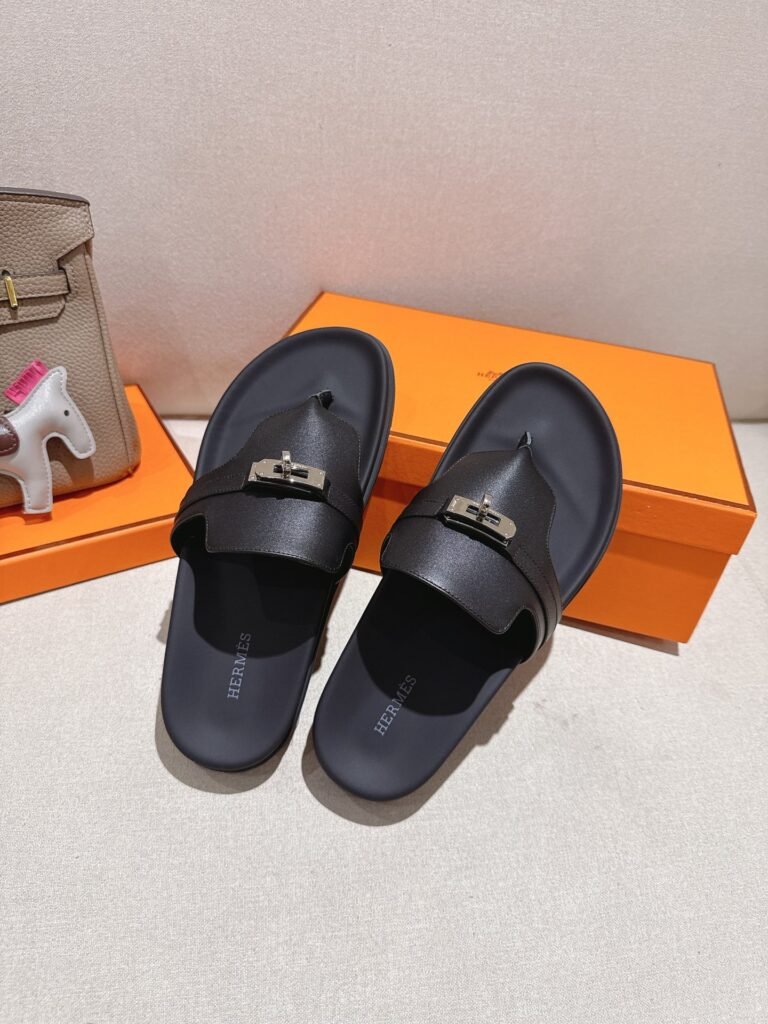 Hermès Unisex Slides detail 2