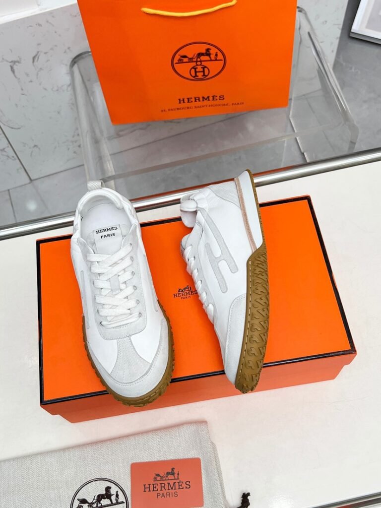 Hermès Unisex Athletic Sneakers detail image 2