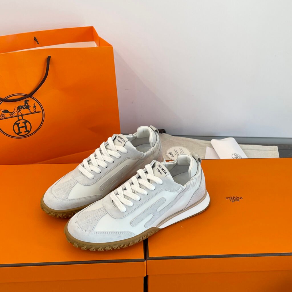 Hermès Unisex Sneakers detail 2
