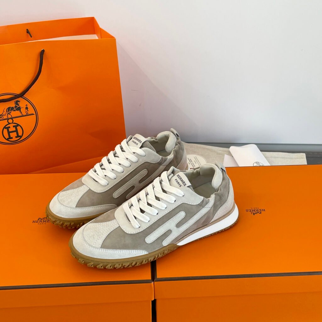 Hermès Unisex Sneakers detail 2