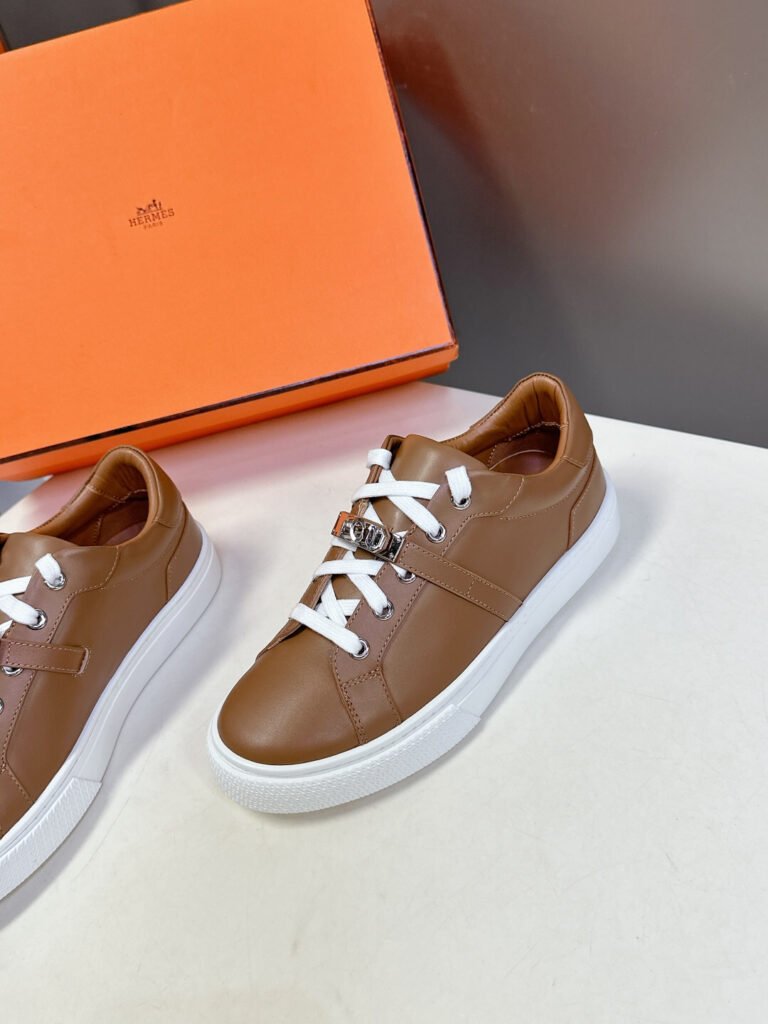 Hermès Unisex White Low-Top Sneakers detail 2