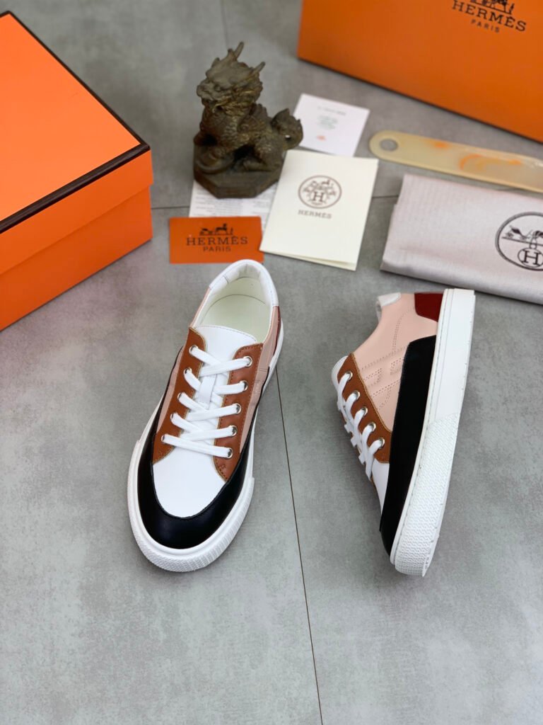 Hermès Unisex Loafers detail 2