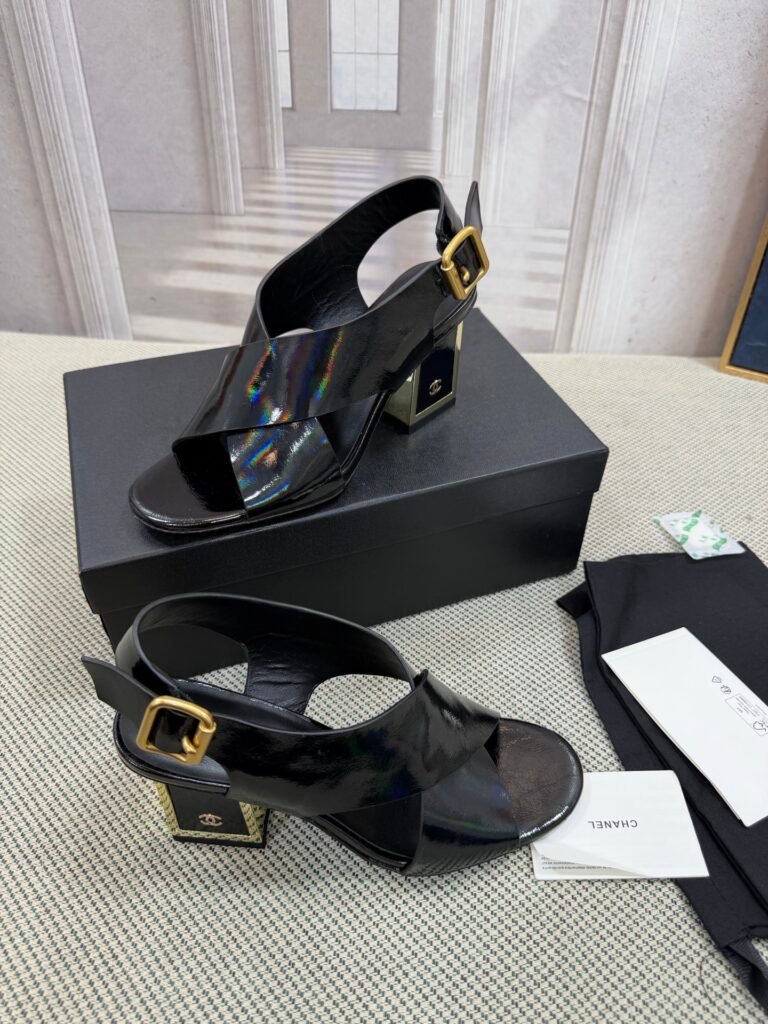 Louis Vuitton Women's High-Heel Pumps detail image 2