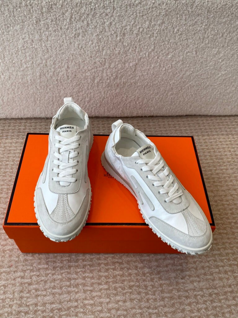 Hermès Unisex Sneakers detail 2