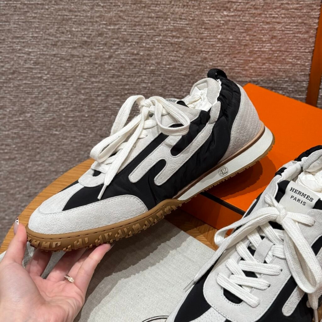 Hermès Unisex Athletic Sneakers detail 2
